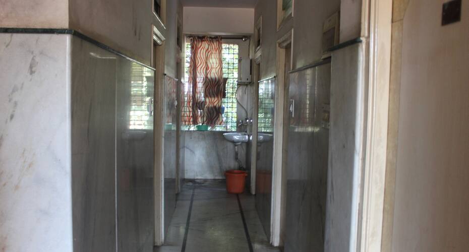 Saroj Palace, Bangalore 5